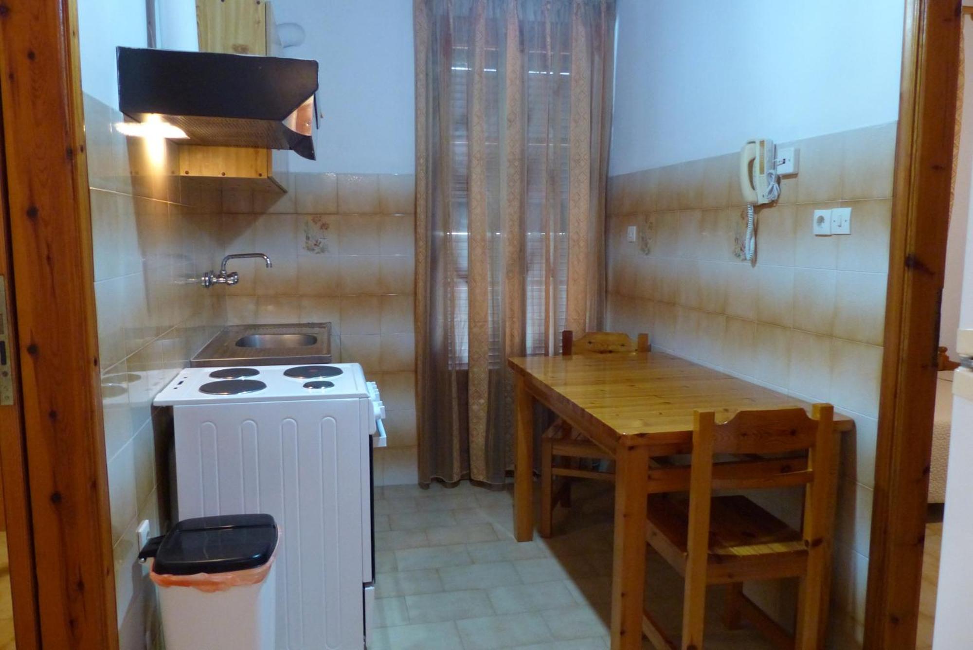Circe Pansion Apartment ลิคชูรี ภายนอก รูปภาพ