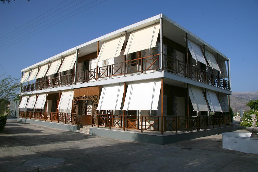 Circe Pansion Apartment ลิคชูรี ภายนอก รูปภาพ